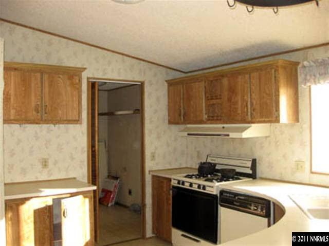 1474 Kate Lane Reno, NV 89506 - Photo 7 of 10 Photo 7