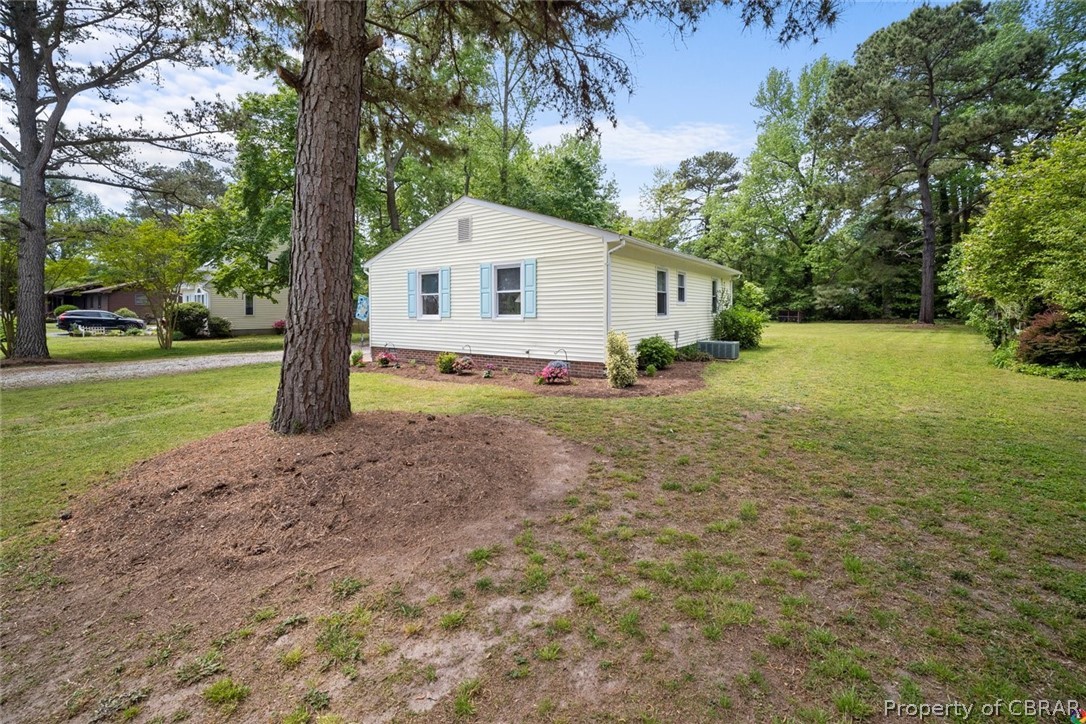 1698 Shane Road Gloucester Point, VA 23062 - Photo 10 of 47 Gallery Image 10