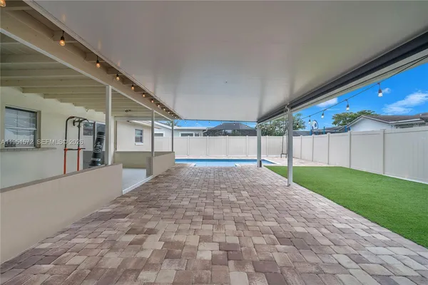 $3,500 | 22599 Southwest 65th Avenue, Boca Raton, FL 33428