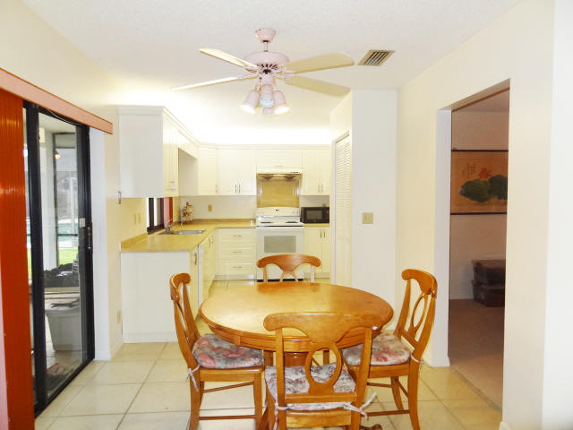 18255 181st Circle South Boca Raton, FL 33498 - Photo 10 of 20 DINING AREA