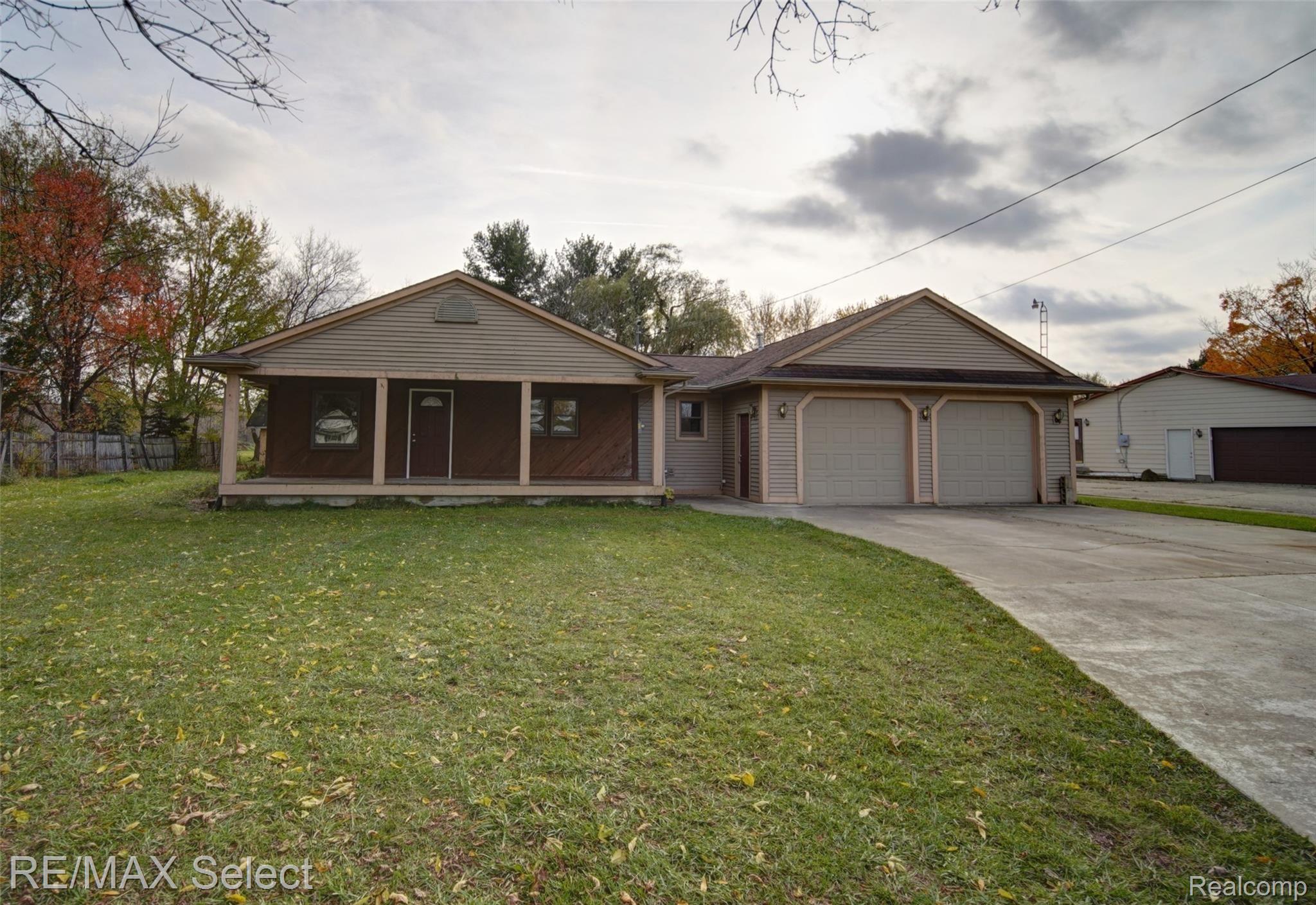 6060 Lucas Road 08.jpg