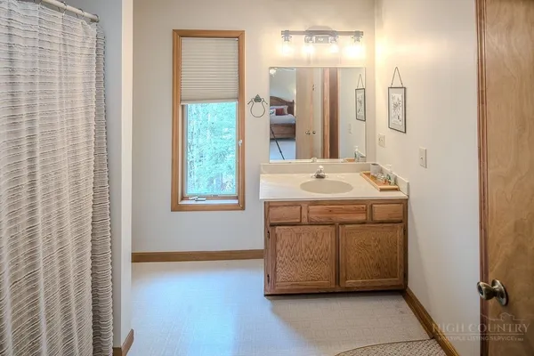 $599,000 | 129 Lower Grouse Ridge Road, Beech Mountain, NC 28604