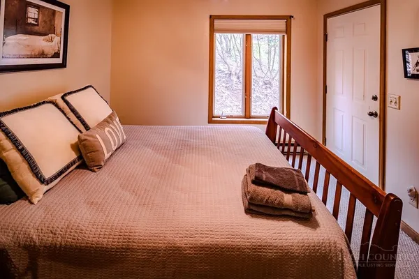 $599,000 | 129 Lower Grouse Ridge Road, Beech Mountain, NC 28604