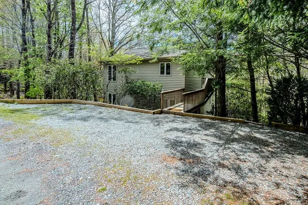 $599,000 | 129 Lower Grouse Ridge Road, Beech Mountain, NC 28604