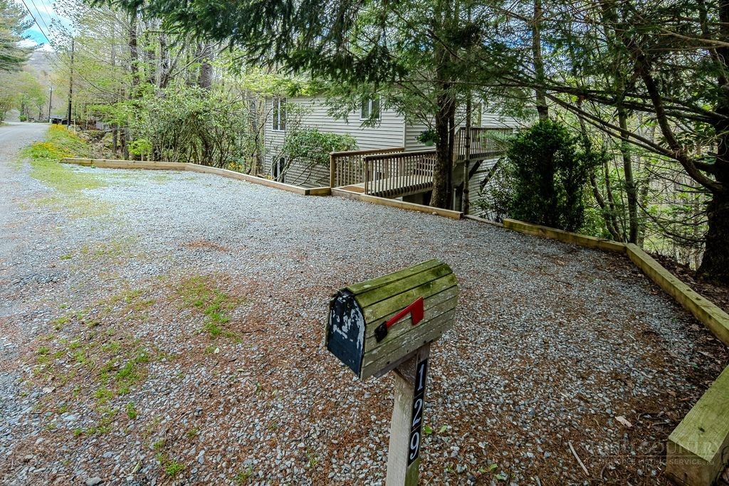 129 Lower Grouse Ridge Road Beech Mountain, NC 28604 - Photo 28 of 40