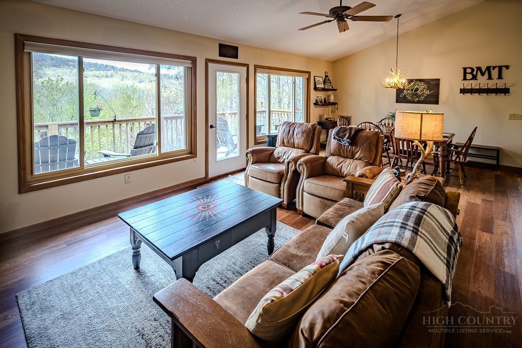 129 Lower Grouse Ridge Road Beech Mountain, NC 28604 - Photo 3 of 40