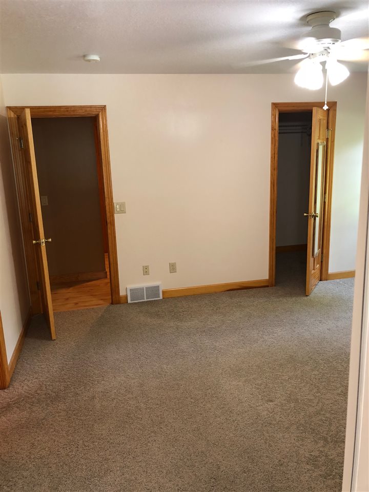 6217 West Ferguson Road Fort Wayne, IN 46809 - Photo 18 of 36