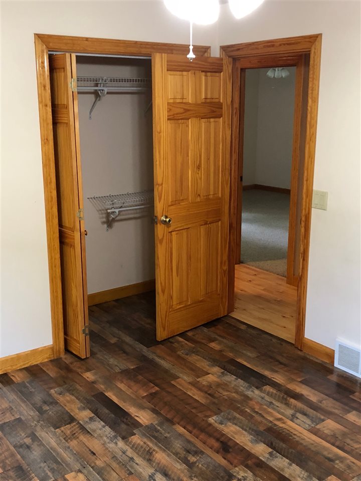 6217 West Ferguson Road Fort Wayne, IN 46809 - Photo 23 of 36