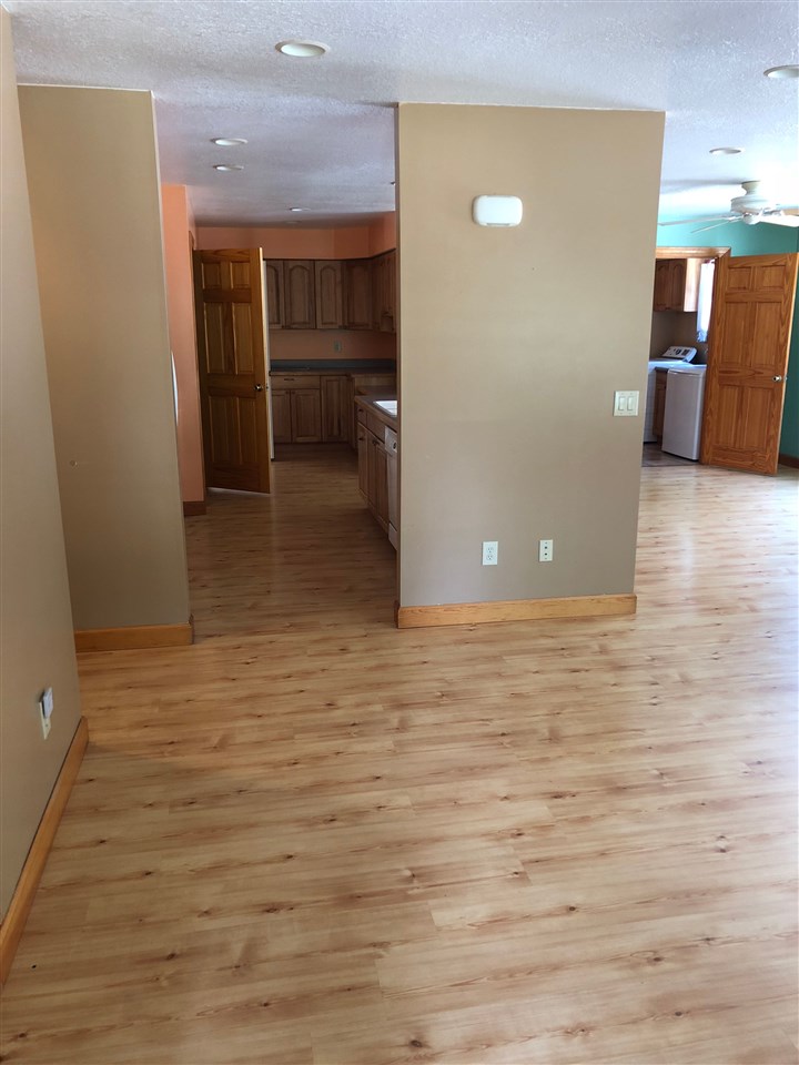 6217 West Ferguson Road Fort Wayne, IN 46809 - Photo 4 of 36