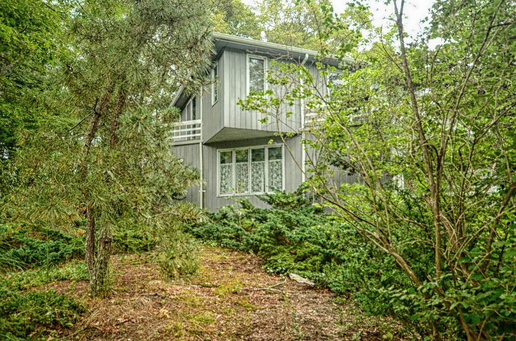4 Pinewood Road Wareham, MA 02532 - Photo 2 of 30 a view of a house with a tree