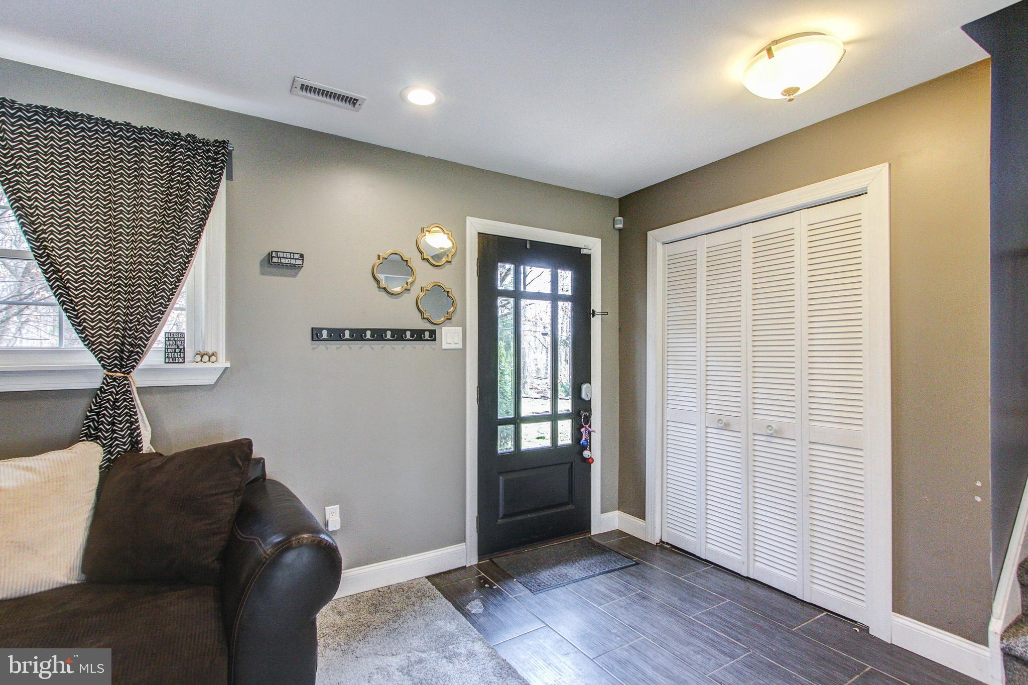 214 Chalfont Road Chalfont, PA 18914 - Photo 7 of 43 Gallery Image 7