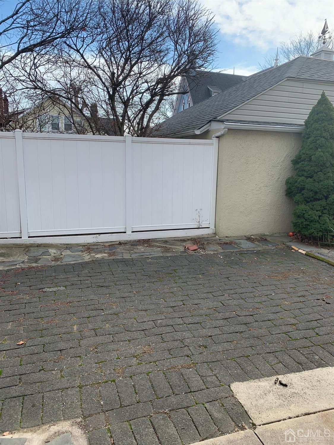 138 Rector Street Perth Amboy, NJ 08861 - Photo 14 of 15