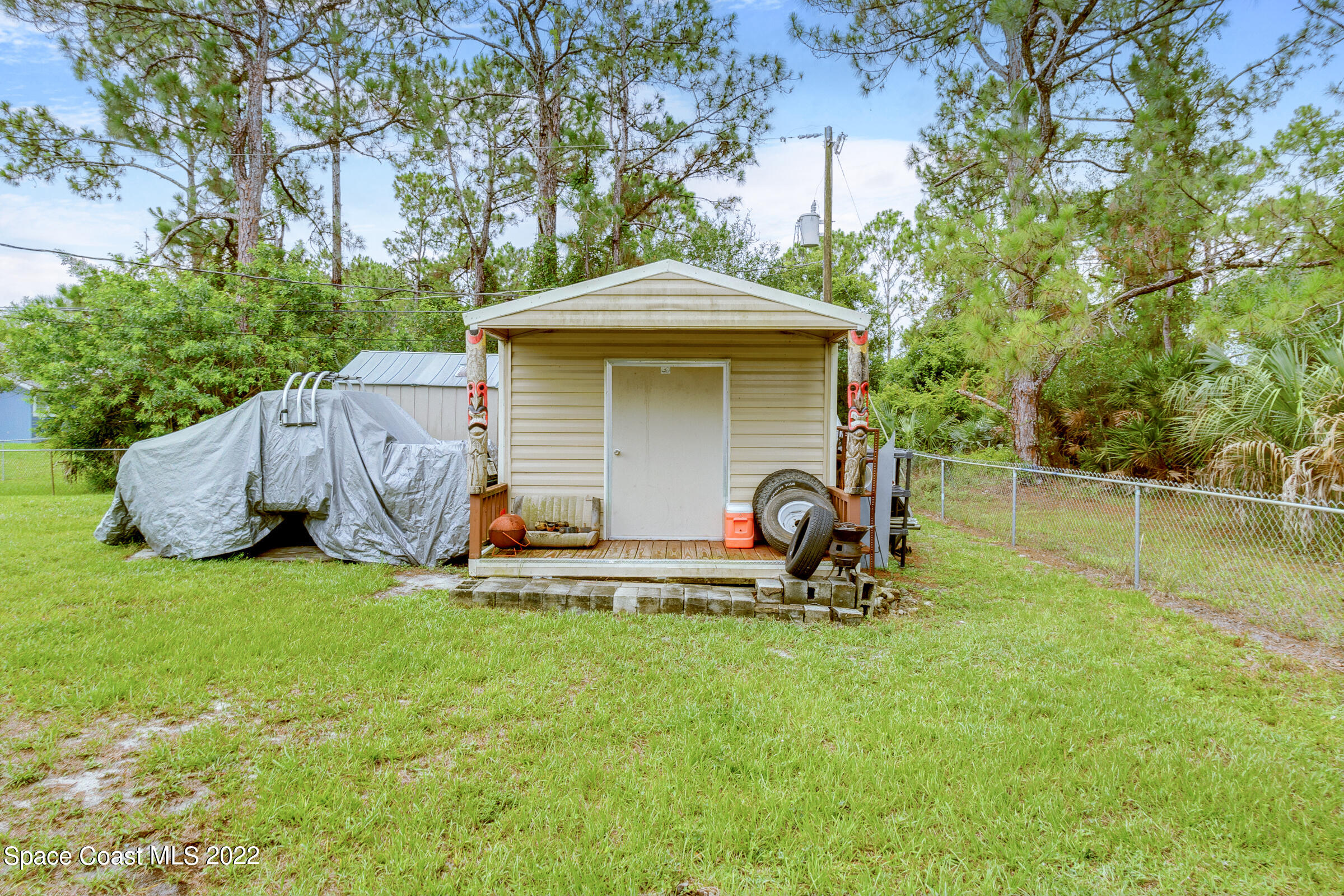 1136 Wing Road Southwest Palm Bay, FL 32908 - Photo 8 of 40 1136-Wing-156.jpg-FULL
