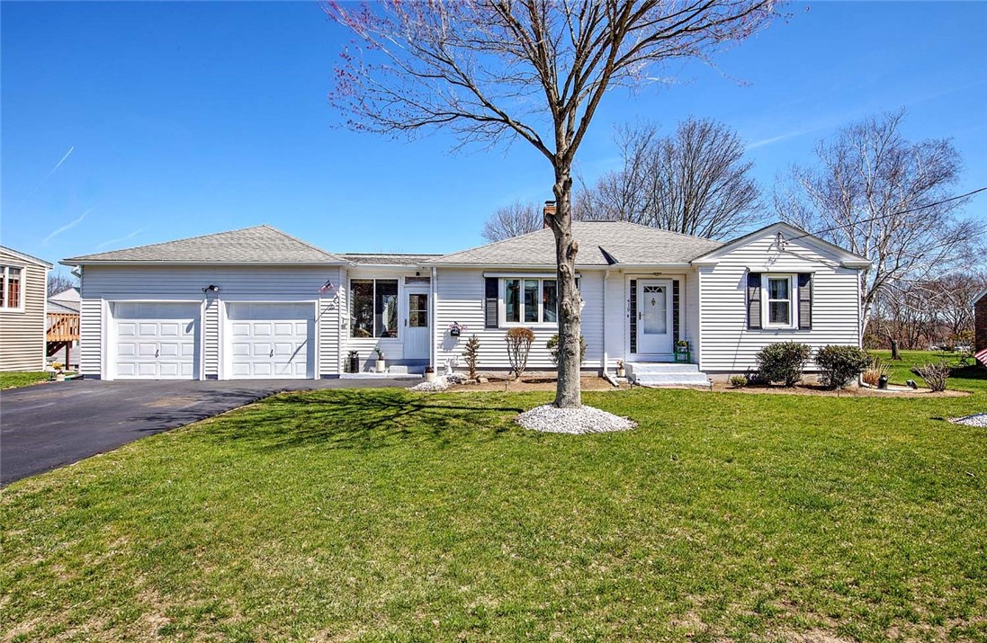 419 George Waterman Road Johnston, RI 02919 - Photo 1 of 31