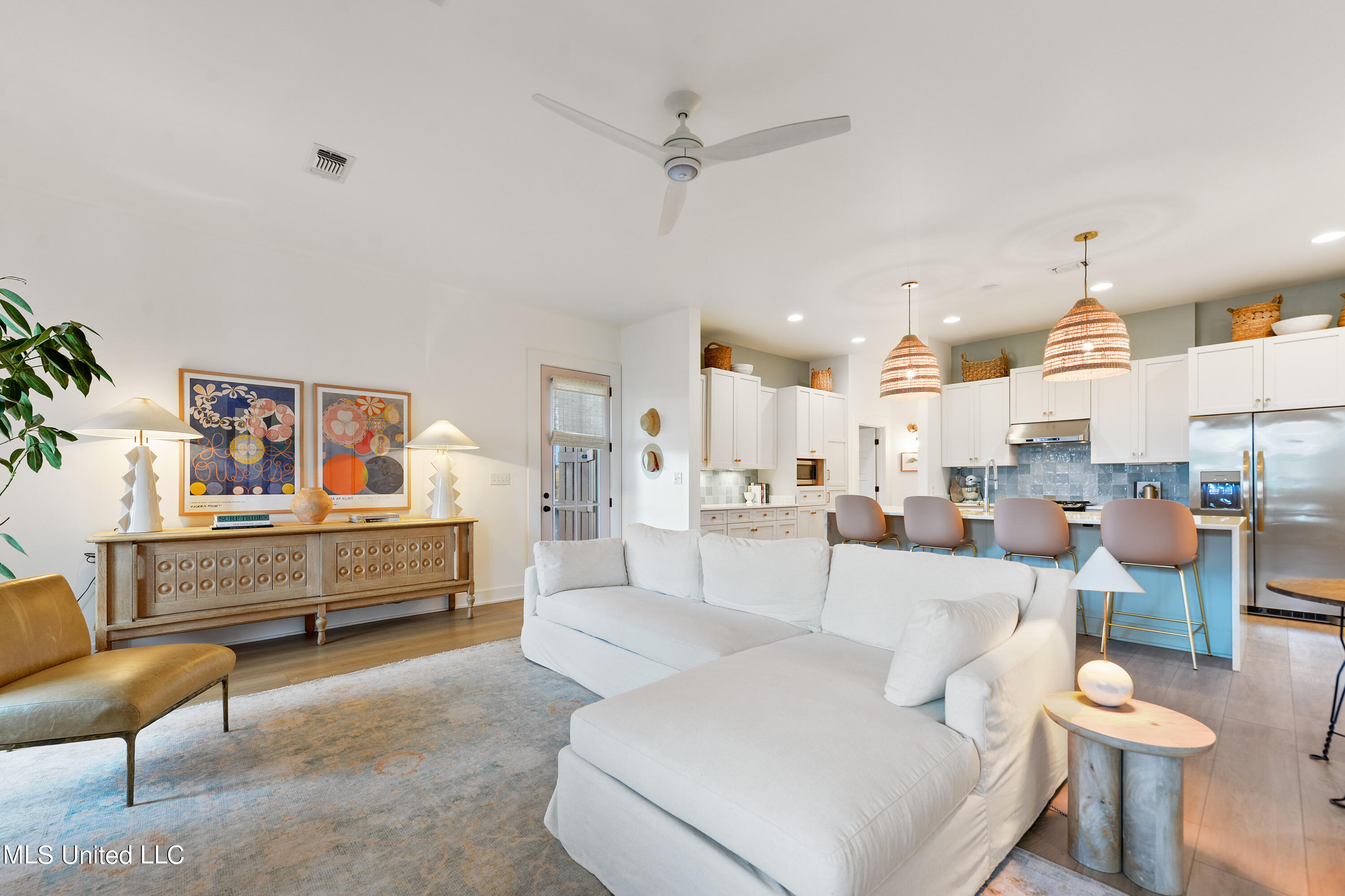 218 Front Street Pass Christian, MS 39571 - Photo 13 of 34 010