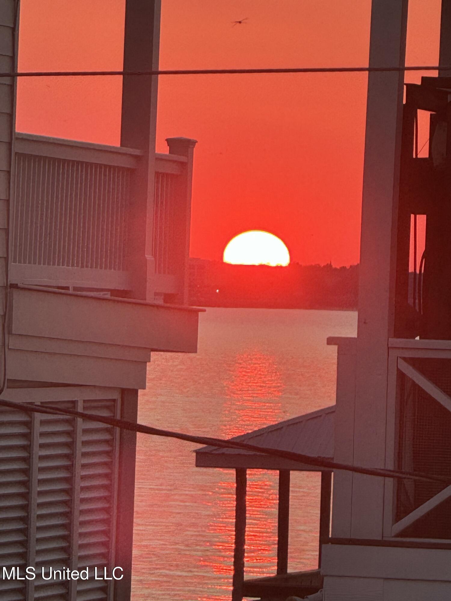 218 Front Street Pass Christian, MS 39571 - Photo 31 of 34 IMG_4966