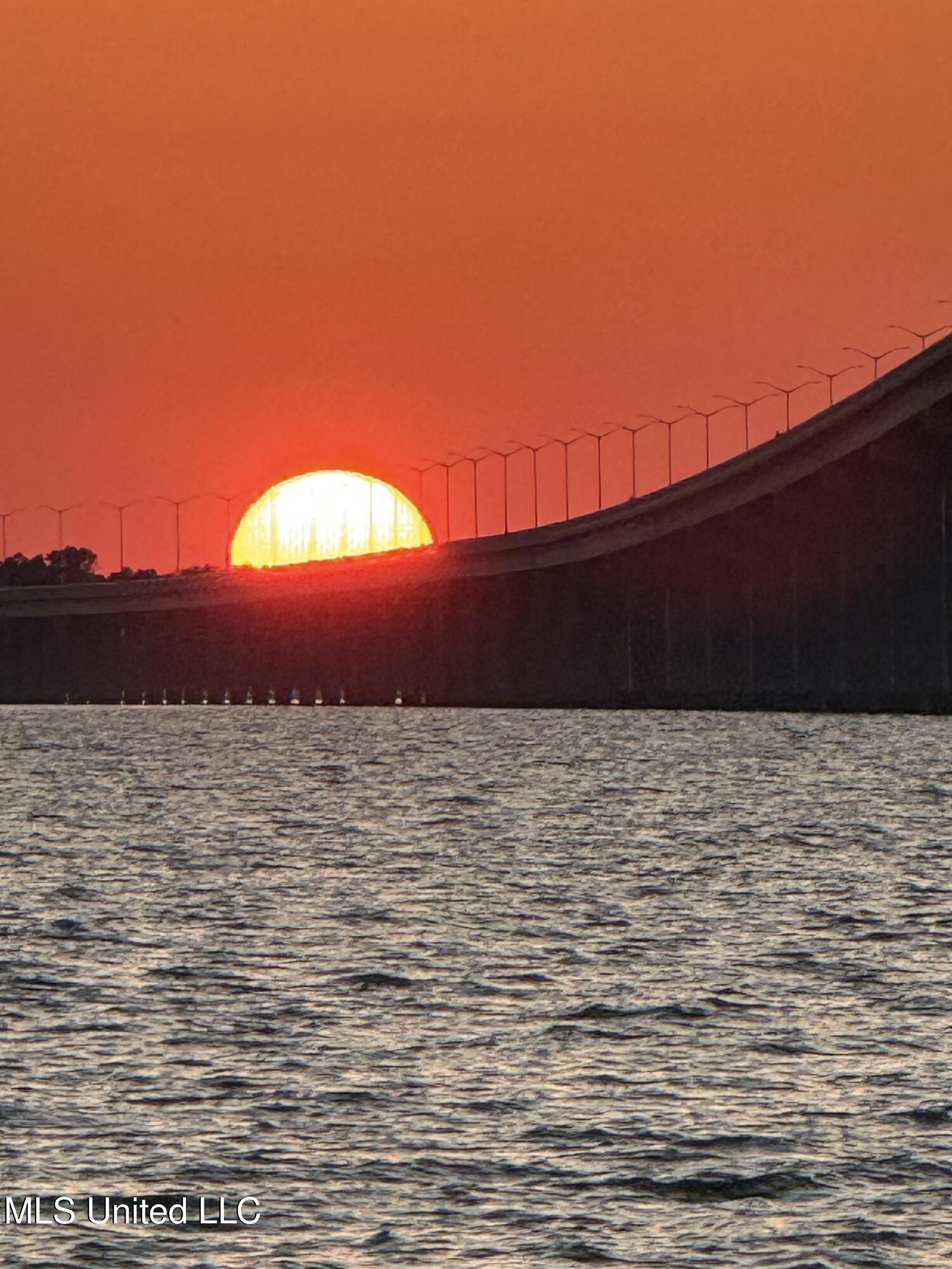 218 Front Street Pass Christian, MS 39571 - Photo 32 of 34 IMG_0676