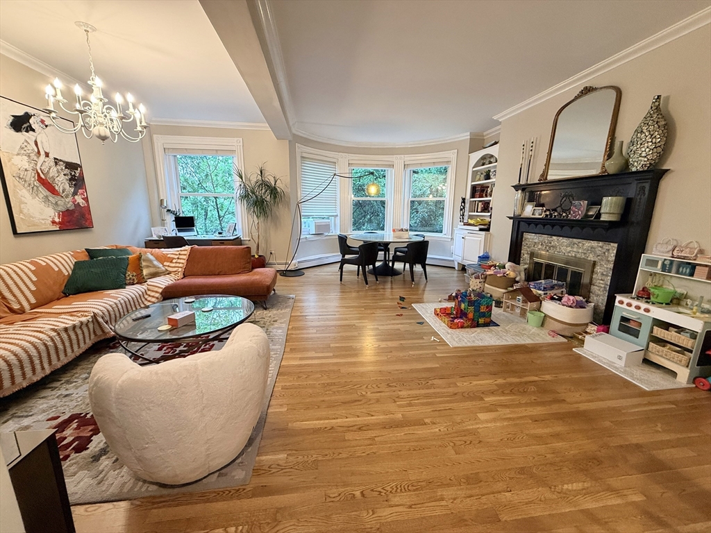 1083 Beacon Street, Unit 3 Brookline, MA 02446 - Photo 4 of 20