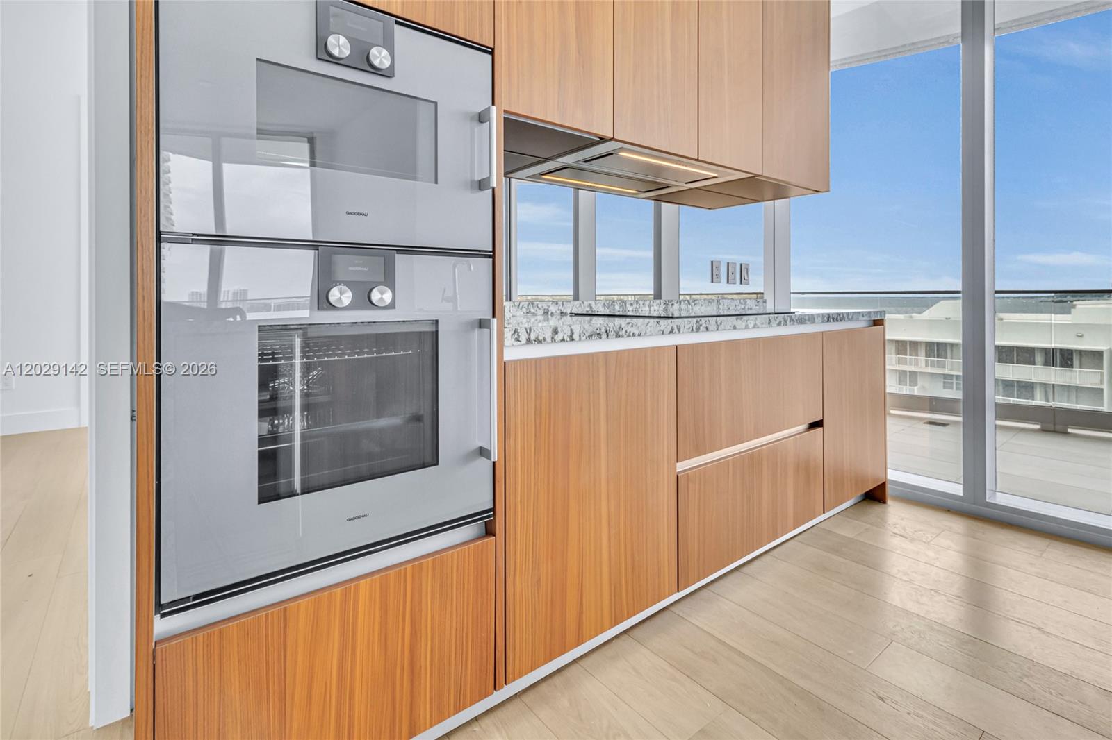 175 Southeast 25th Road, Unit 1103 Miami, FL 33129 - Photo 16 of 31