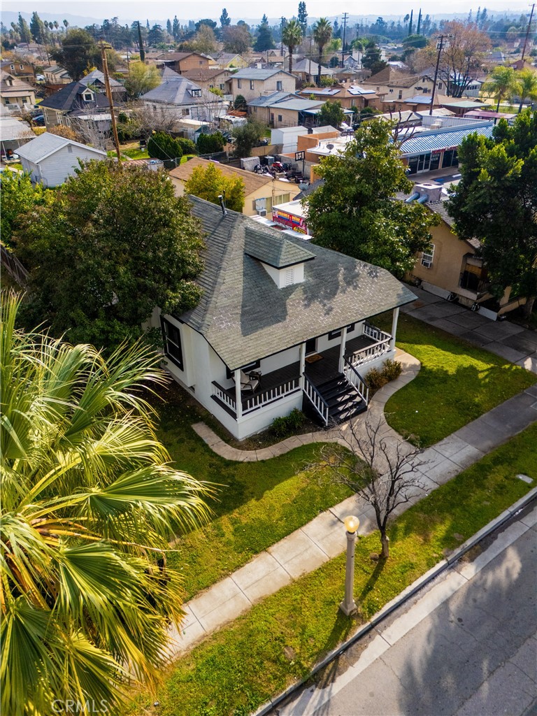 1144 Orange Street Redlands, CA 92374 - Photo 11 of 51