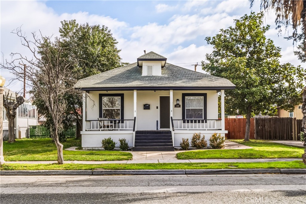 1144 Orange Street Redlands, CA 92374 - Photo 2 of 51