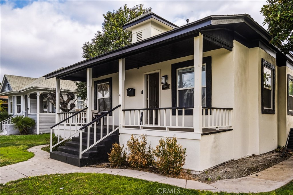 1144 Orange Street Redlands, CA 92374 - Photo 6 of 51