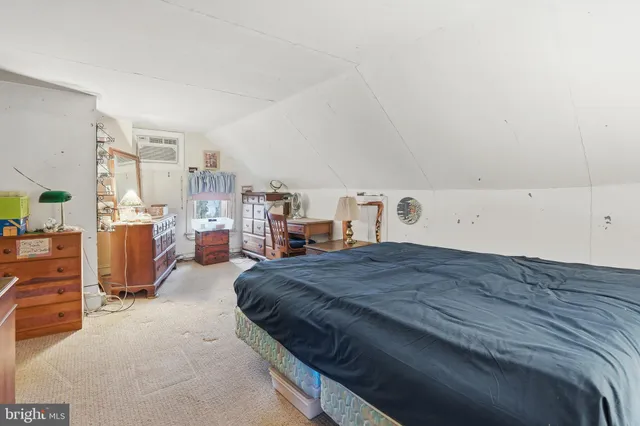 $300,000 | 136 Jenkins Avenue, Lansdale, PA 19446