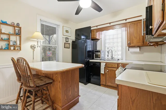 $300,000 | 136 Jenkins Avenue, Lansdale, PA 19446