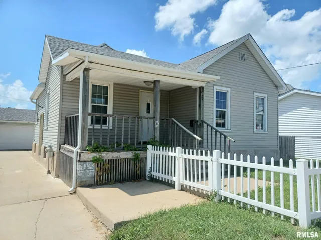 $67,000 | 62 North 5th Avenue, Canton, IL 61520