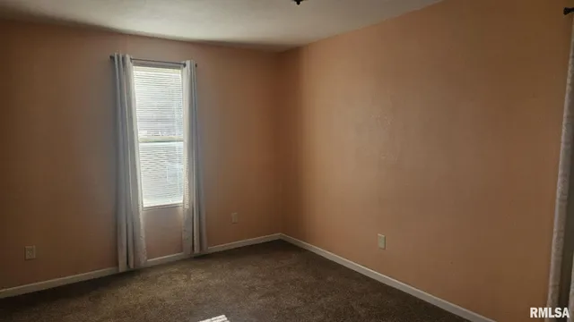 $67,000 | 62 North 5th Avenue, Canton, IL 61520