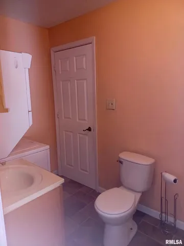 $67,000 | 62 North 5th Avenue, Canton, IL 61520