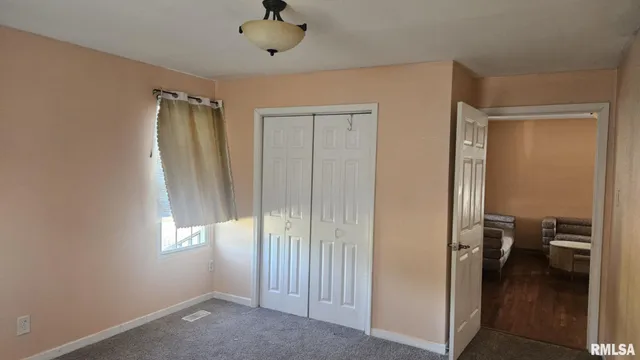 $67,000 | 62 North 5th Avenue, Canton, IL 61520