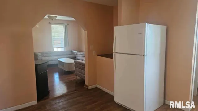 $67,000 | 62 North 5th Avenue, Canton, IL 61520