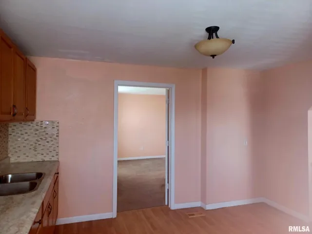 $67,000 | 62 North 5th Avenue, Canton, IL 61520