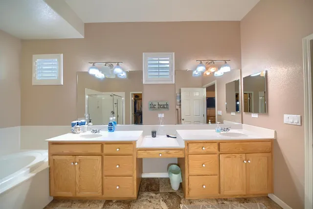 $600,000 | 561 Branding Iron Street, Oakdale, CA 95361