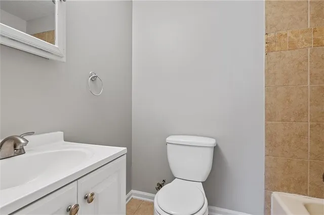 $250,000 | 11827 East 50th Terrace, Kansas City, MO 64133