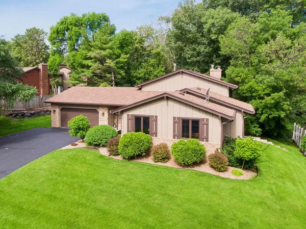 $425,000 | 7383 Niagara Lane North, Maple Grove, MN 55311