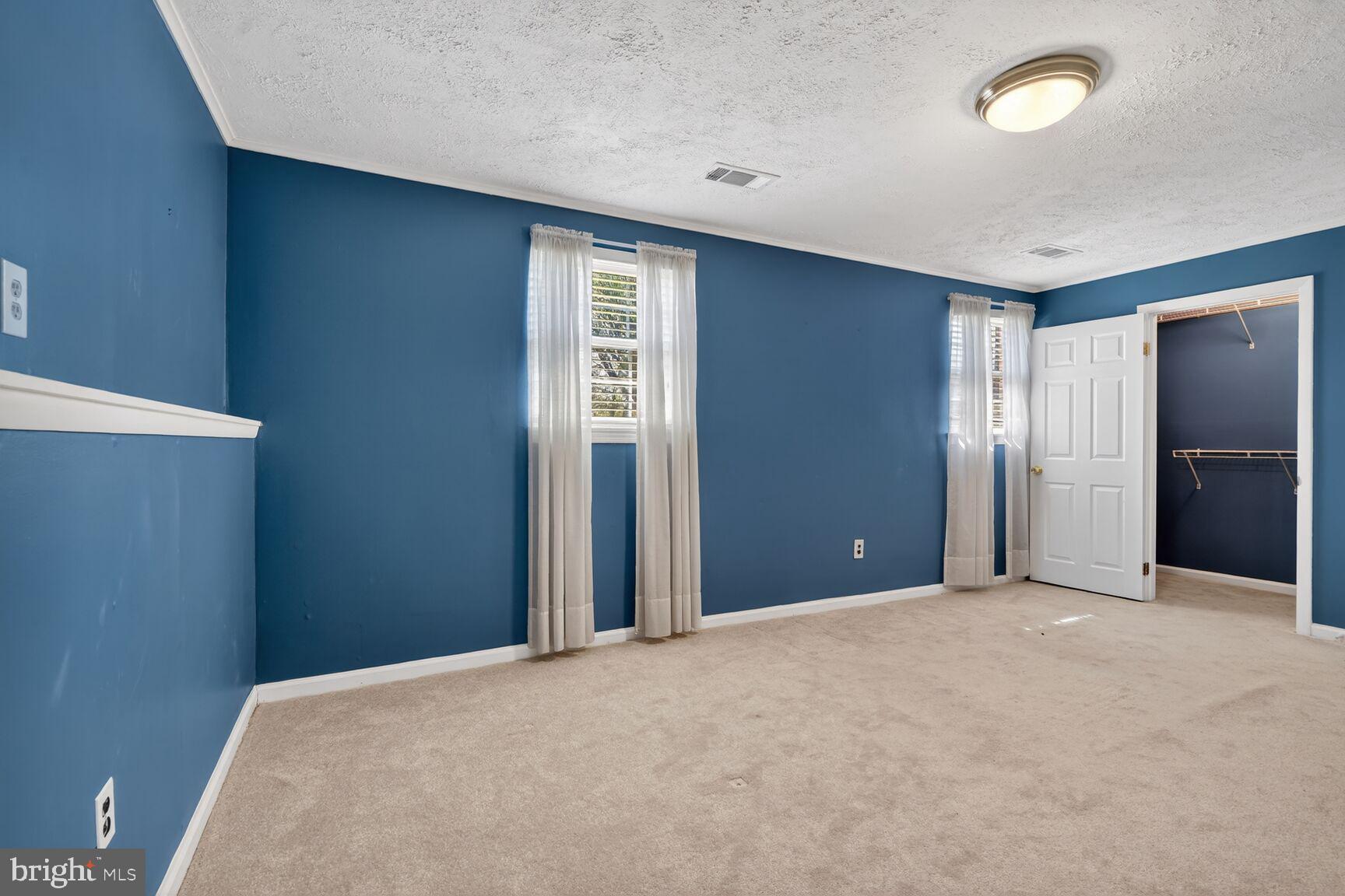 2806 Logway Road Vienna, VA 22181 - Photo 24 of 33 a view of a livingroom with a ceiling fan and window