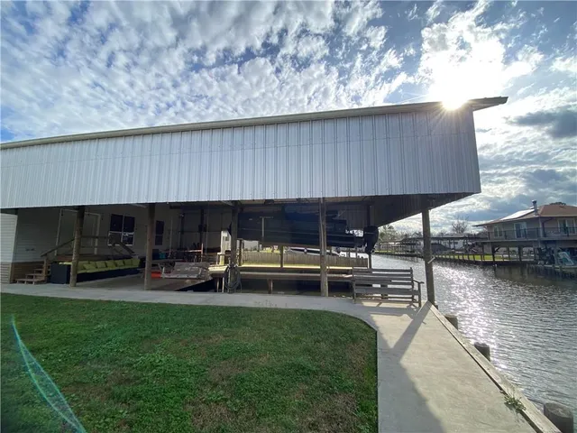 $299,000 | 20657 Swamp Road, Springfield, LA 70462