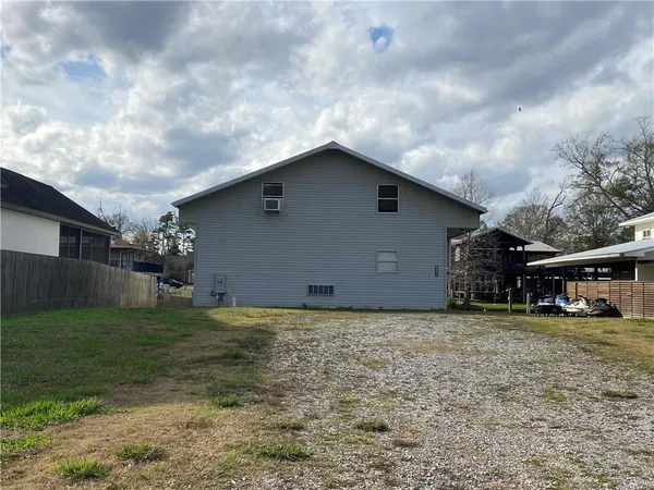 $299,000 | 20657 Swamp Road, Springfield, LA 70462