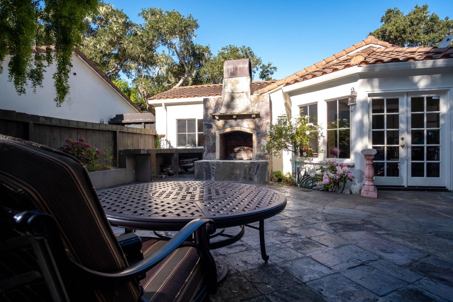 2832 Sloat Road Pebble Beach, CA 93953 - Photo 10 of 43 Gallery Image 10