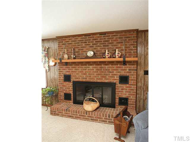 1337 Cole Mill Road Durham, NC 27705 - Photo 7 of 20 Den/Family/Great Room