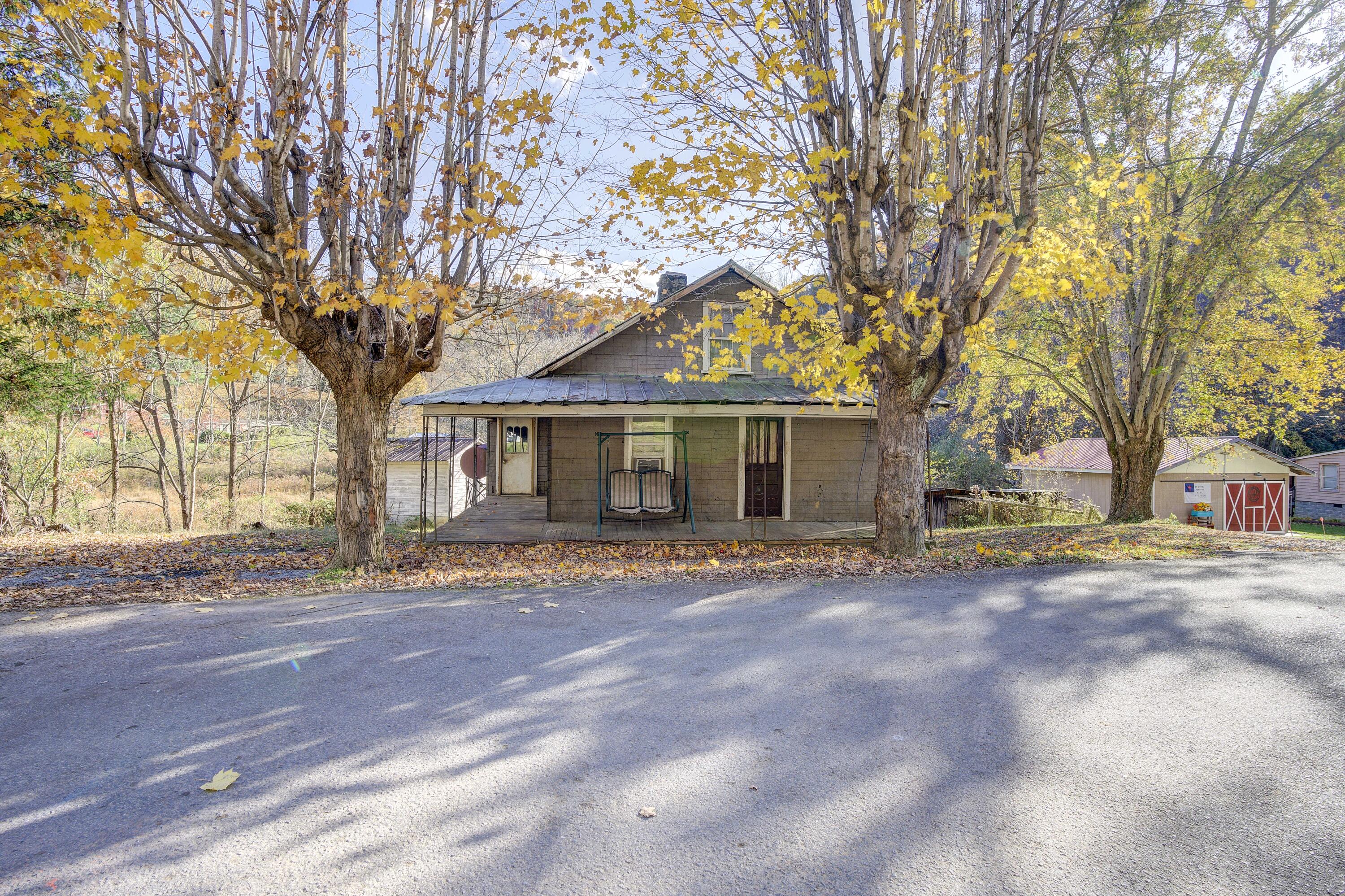 711 Fairview Road Hampton, TN 37658 - Photo 1 of 21 Fairview-2