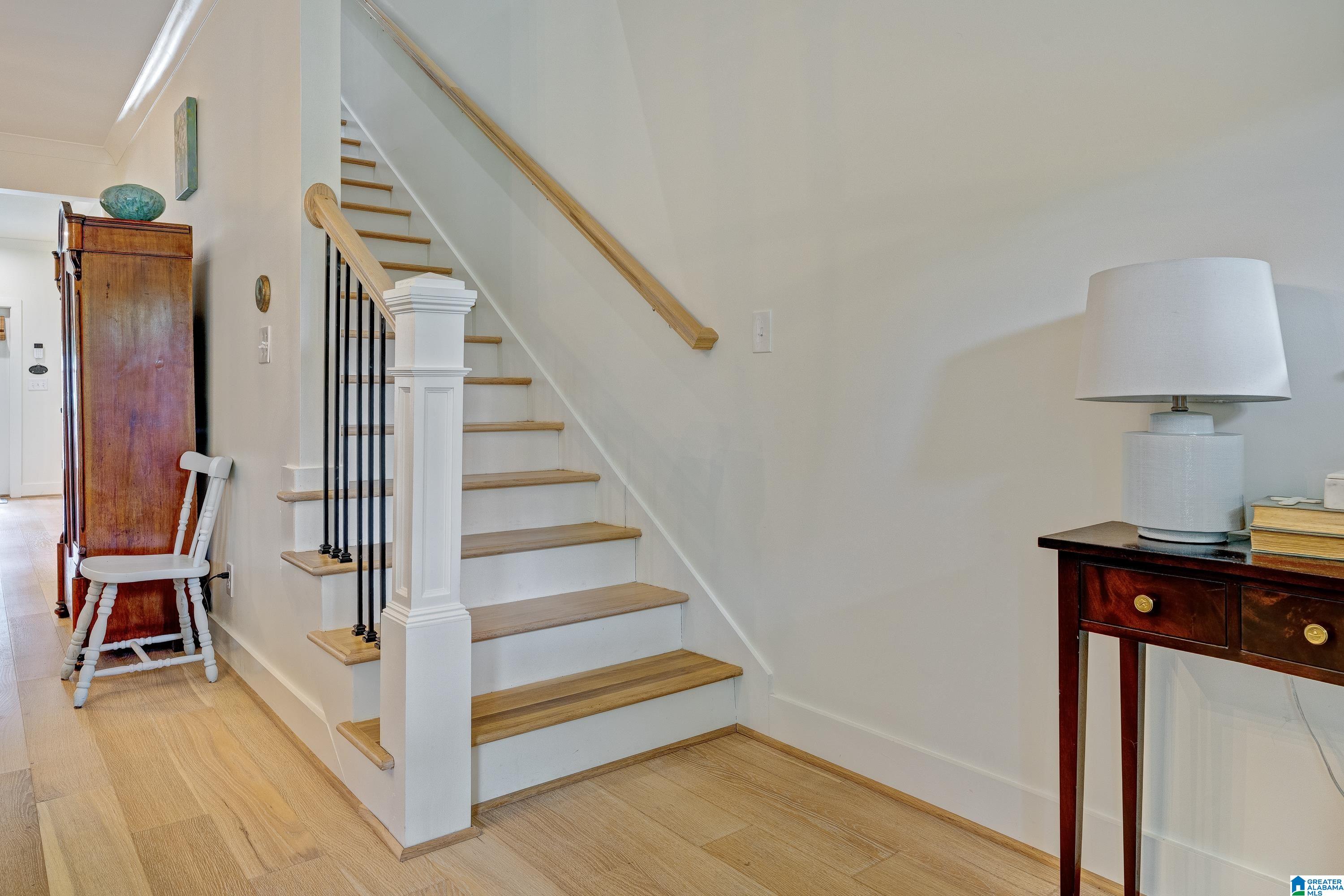 623 Oak Grove Road, Unit 623 Birmingham, AL 35209 - Photo 17 of 49