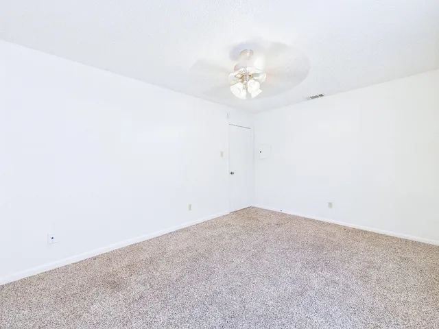 $1,325 | 8502 Lyndon Lane, Unit A, Austin, TX 78729