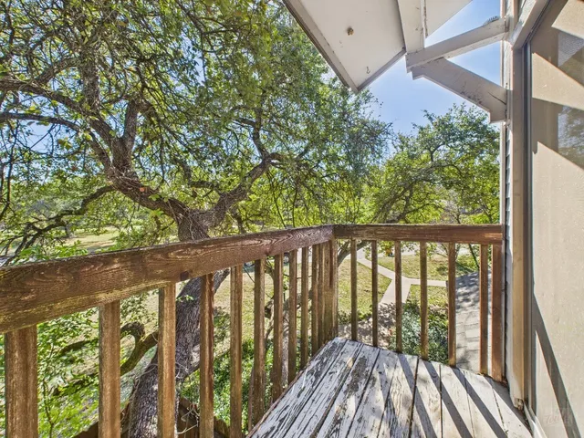 $1,325 | 8502 Lyndon Lane, Unit A, Austin, TX 78729
