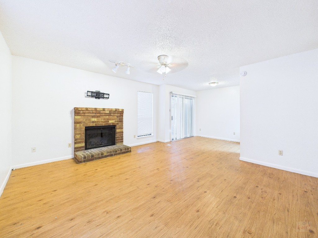 8502 Lyndon Lane, Unit A Austin, TX 78729 - Photo 3 of 26