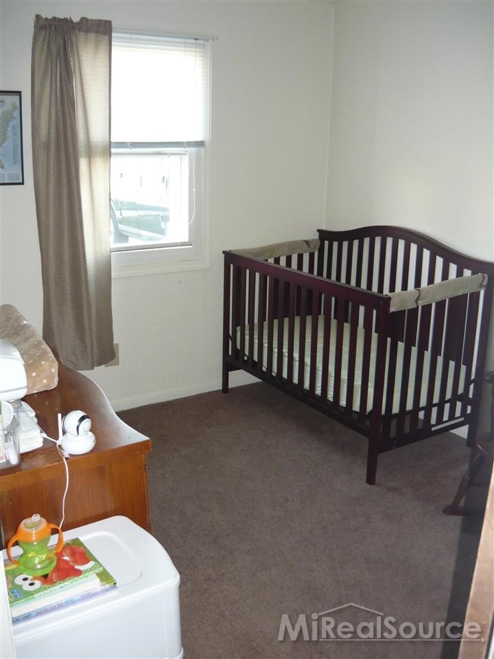 2807 Normandy Road Royal Oak, MI 48073 - Photo 10 of 13