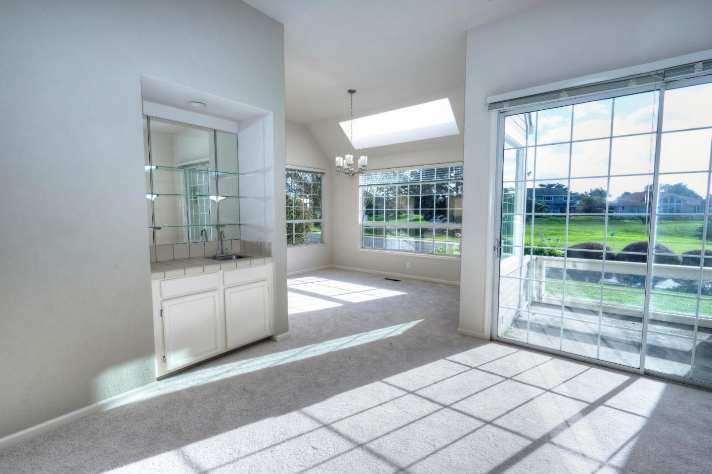 21 Merion Road Half Moon Bay, CA 94019 - Photo 5 of 17 a room with natural light and window