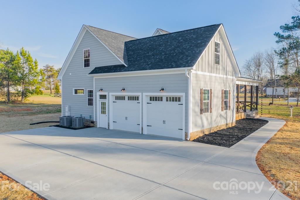 4170 Blair Road Maiden, NC 28650 - Photo 9 of 44 Gallery Image 9